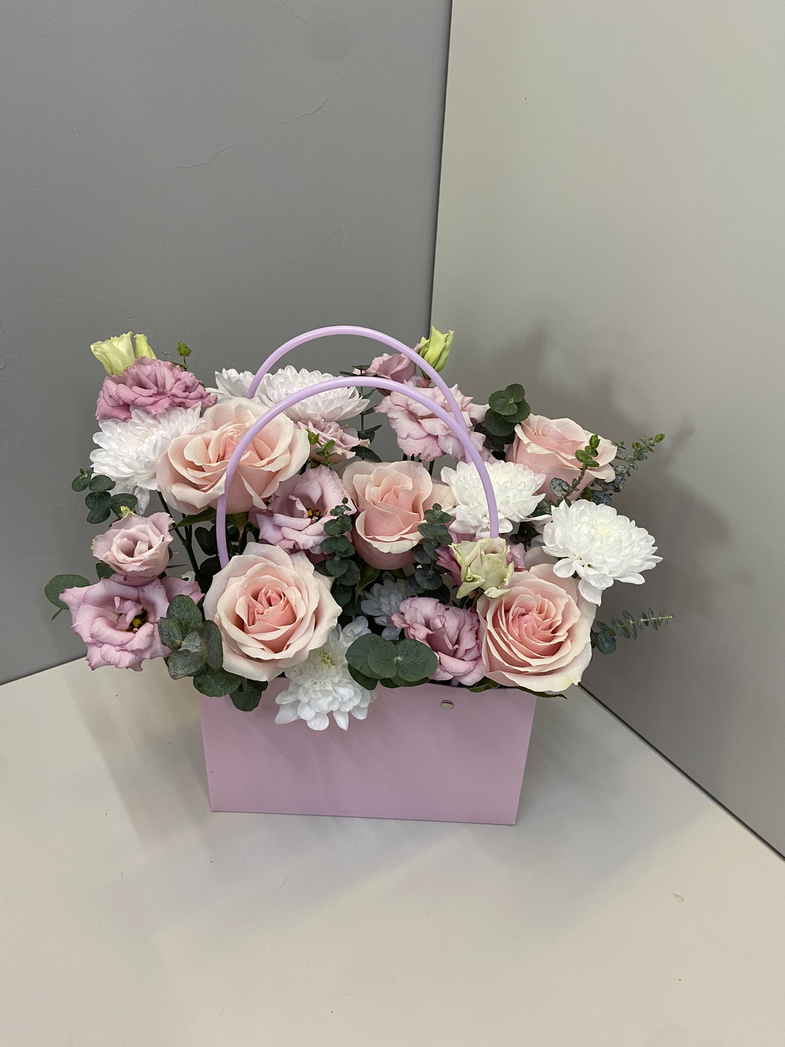 Плайм с розовой эустомой