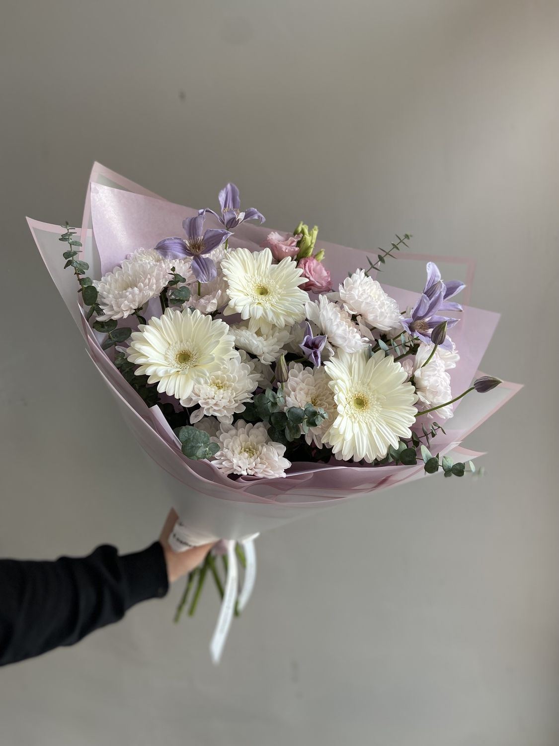 Букет с белой герберой