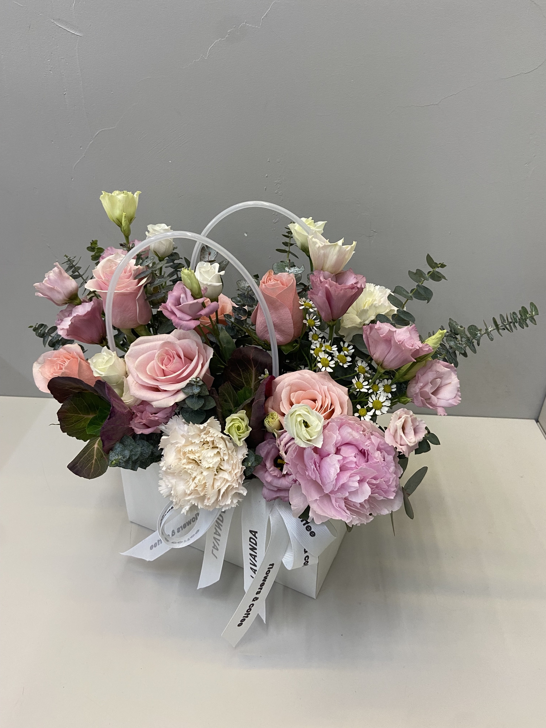 Плайм с пионом и розой