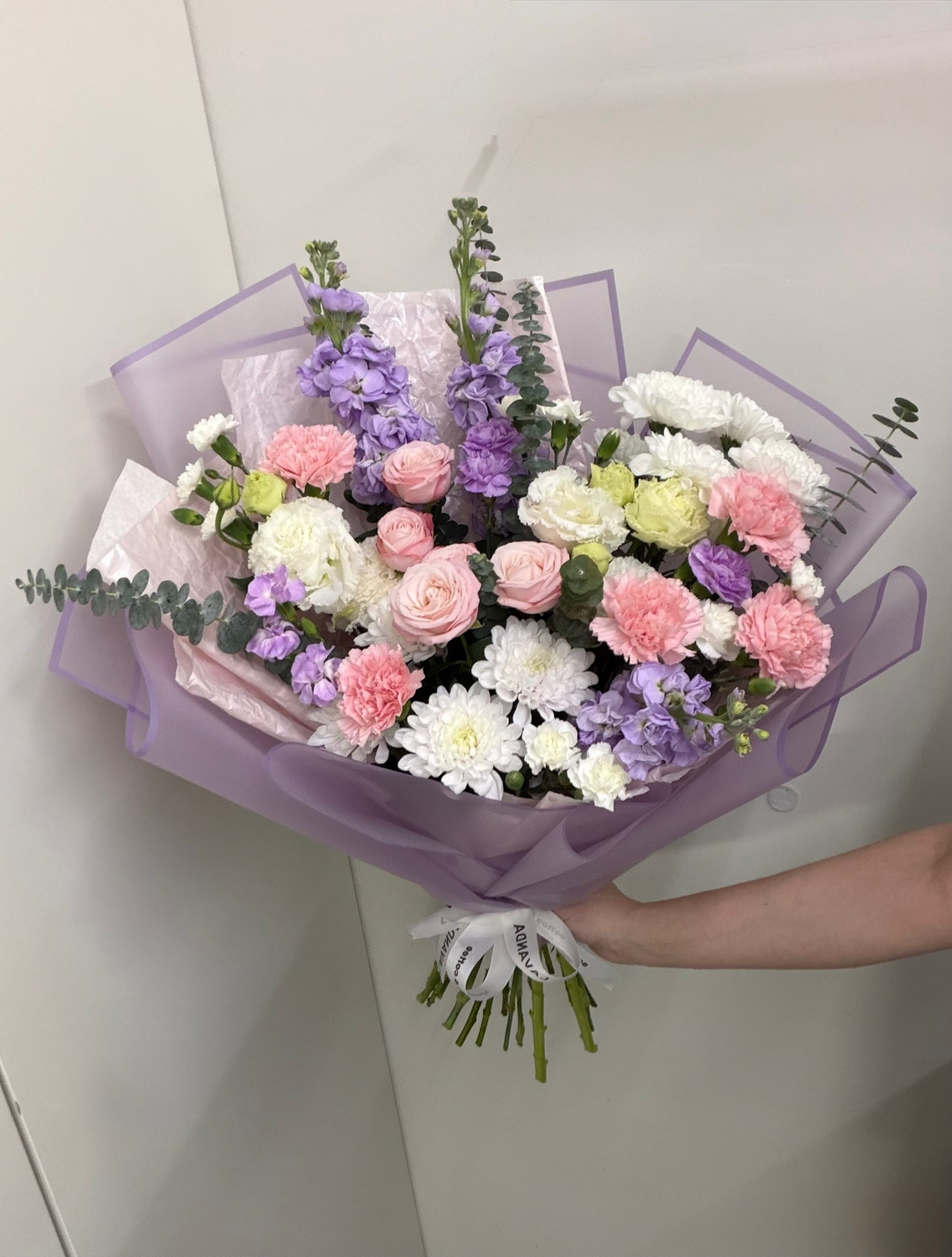 Нежный букет с маттиолой