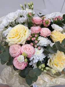 Букет с пионовидными розами