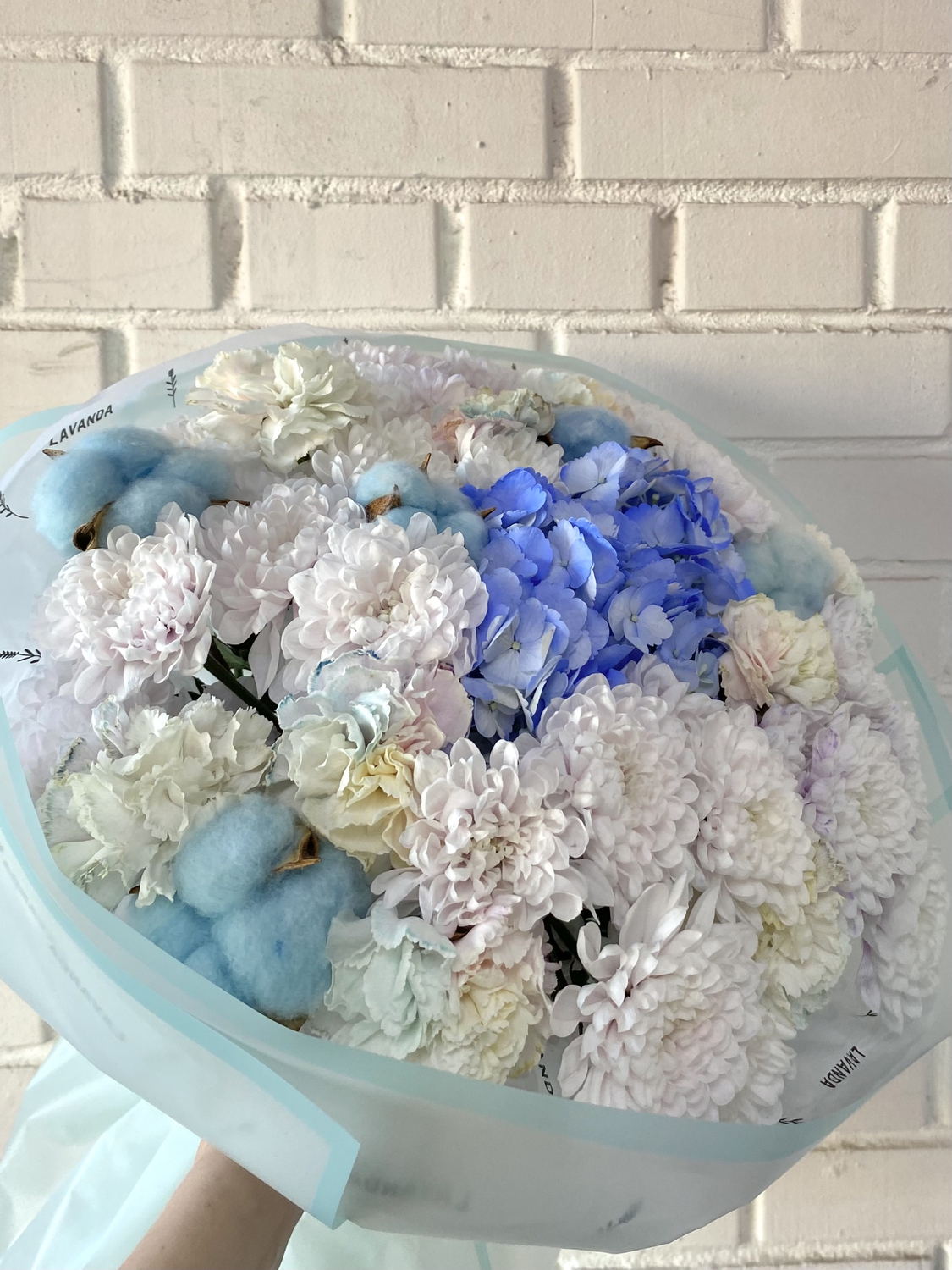 Букет с гортензией