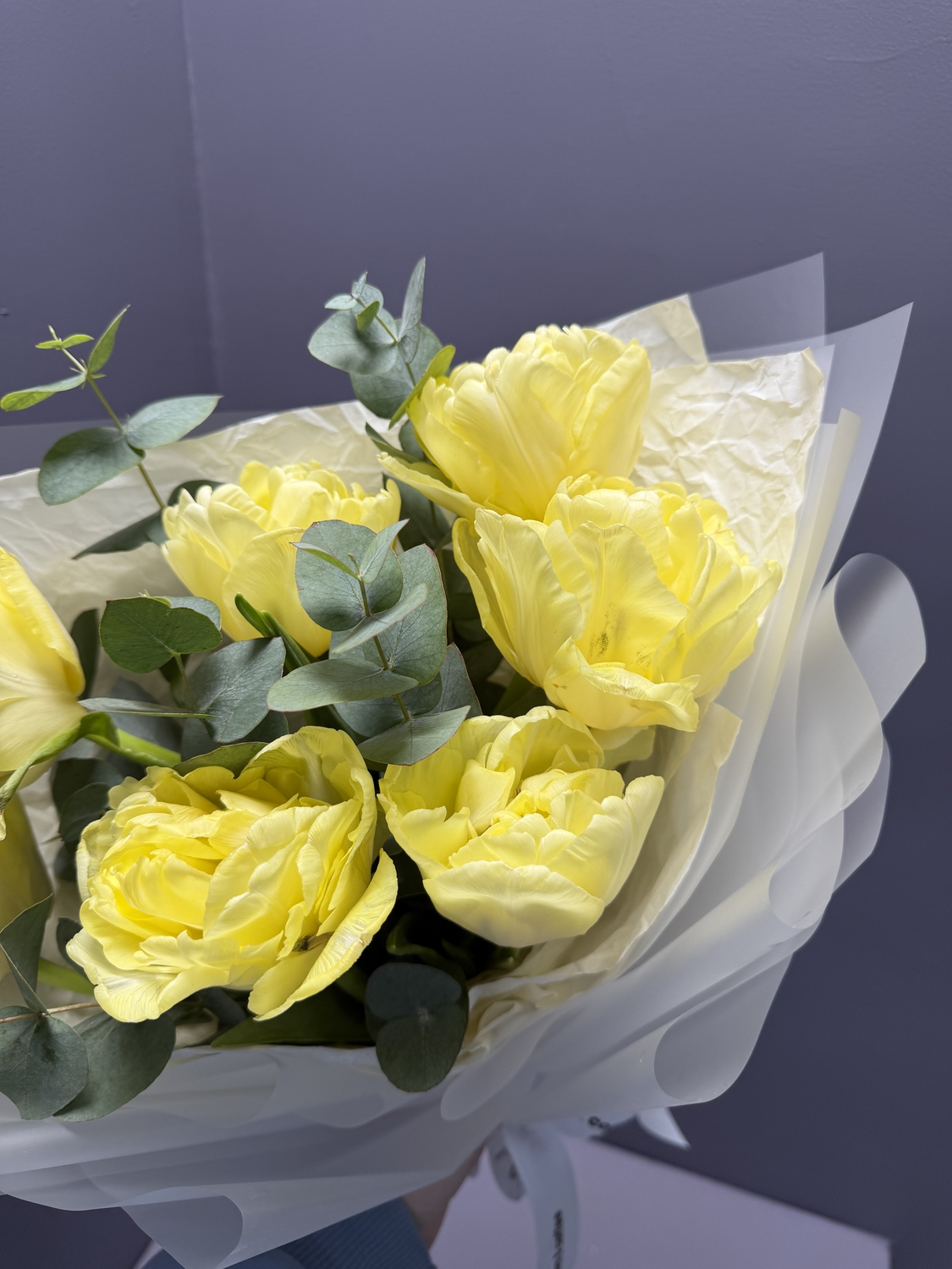 Букет желтых пионовидных тюльпанов