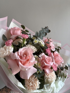 Розовый букет