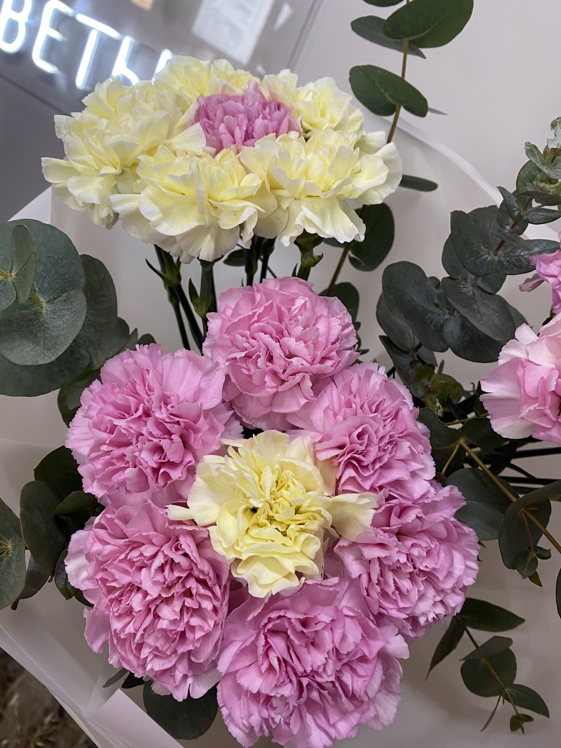 Трендовый букет из диантусов