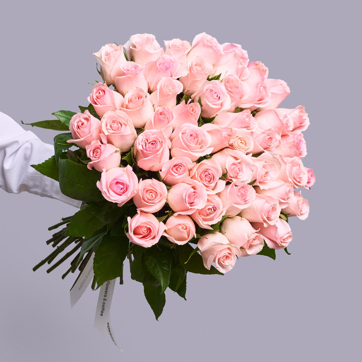 Букет из 51 Эквадорской розовой розы