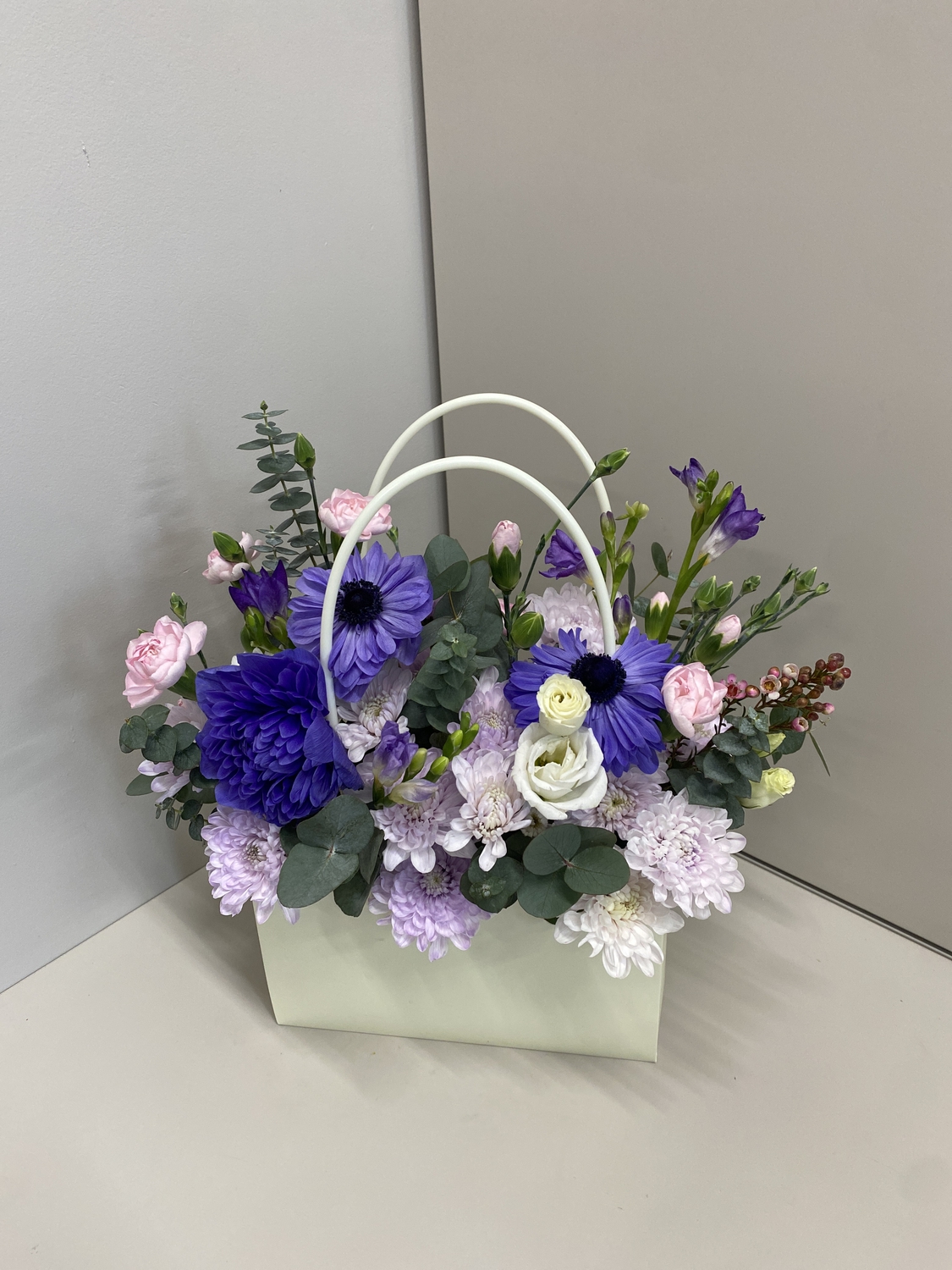 Композиция с анемонами 106